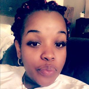 Meet your Posher, Erica